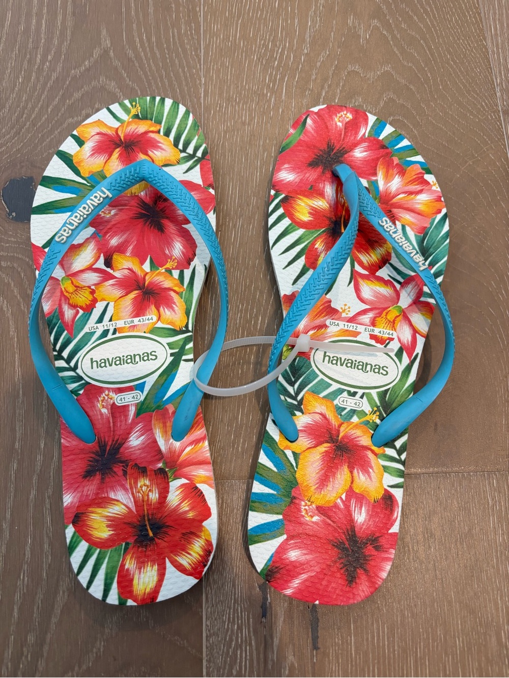 New Havaianas White Flip Flops with Pink & Yellow Floral Print